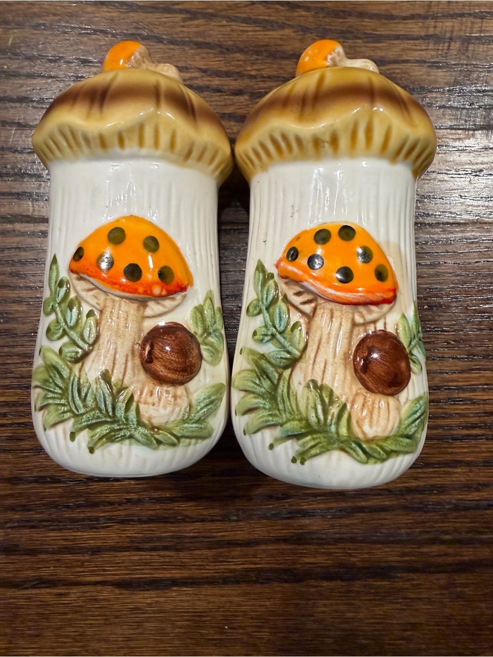 Vintage Merry Mushroom Ceramic Salt & Pepper Set